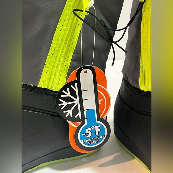 Wonder Nation Kids Gray and Green/Yellow Warm Winter Boots Size 10 - Picture 5 of 7